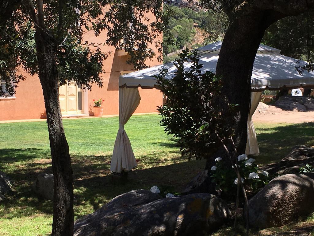 Monti Di Jogliu Arzachena Exterior foto